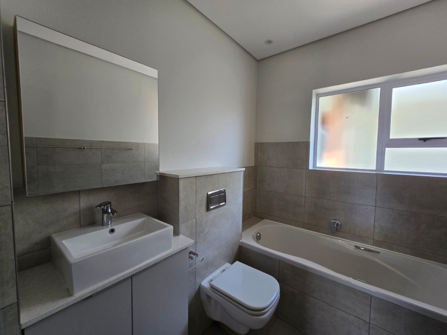 To Let 3 Bedroom Property for Rent in George South Western Cape